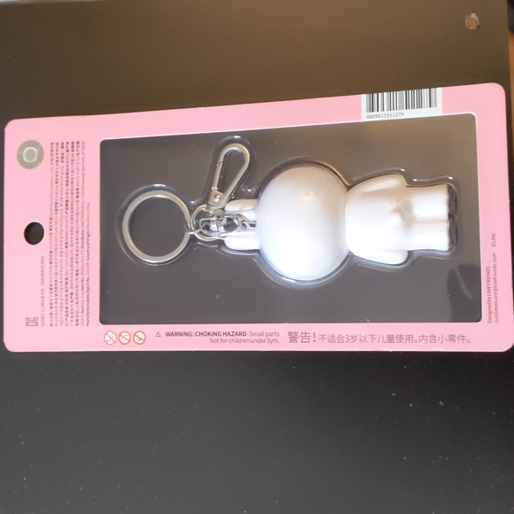 Line Friends Brown and Friends Cony Figure Keyring - Picture 2 of 3